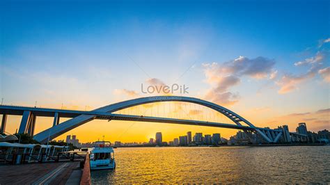 Sunset In Lupu Bridge In Shanghai Picture And Hd Photos Free Download