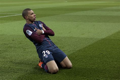 Mbappe met cristiano ronaldo at the bernabeu when he was 14 years old. Mbappe: Best goal I've ever seen? Cristiano's bicycle kick ...