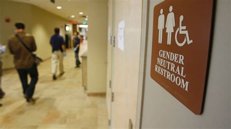 White House Makes 1st Gender Neutral Bathroom Available Abc News