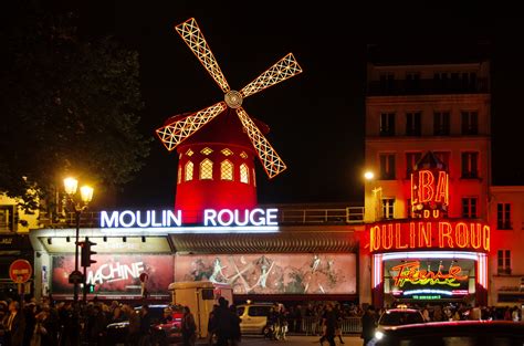 The History Of The Moulin Rouge Aesu
