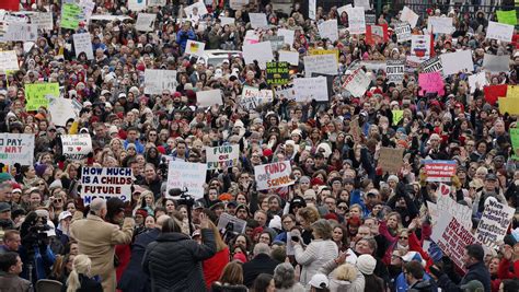 Teacher Protests Roseanne Spotify Things You Need To Know Tuesday