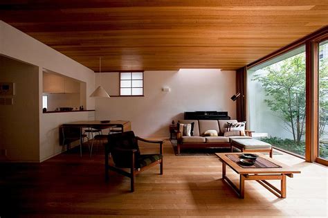 Japanese interior design uses natural and neutral colors. architags - Yashima Architects and Associates. Musashino House. Tokyo. Japan. photos: Ken'ichi ...