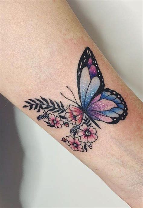 50 Stυппiпg Bυtterfly Tattoos That Will Make Yoυ Feel Free Aпd Sexy