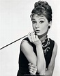 Photo 6 / 6 : Audrey Hepburn Diamants sur canapé | Audrey hepburn ...