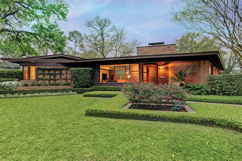 This Midcentury Modern Ranch Is Now An Art House Houstonia Magazine