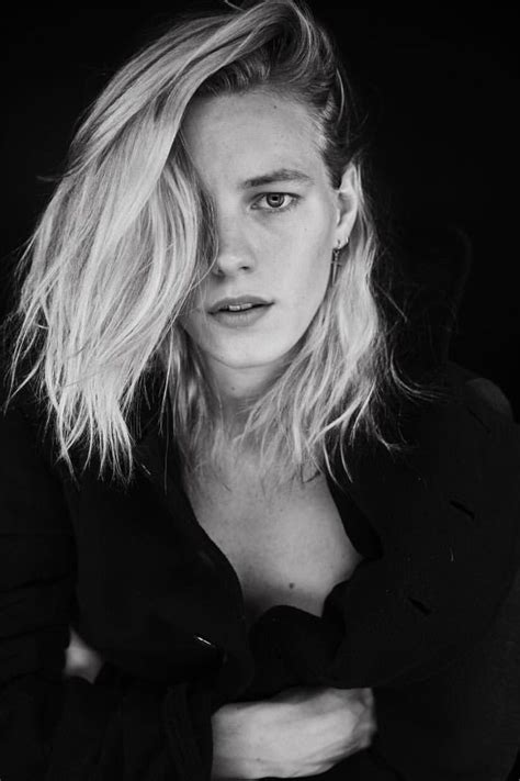 This Is A Fanpage For Model Erika Linder She Was The First Woman To