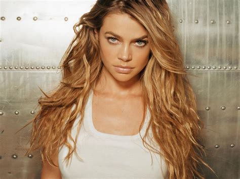 Denise Richards Fashion Beautiful Things