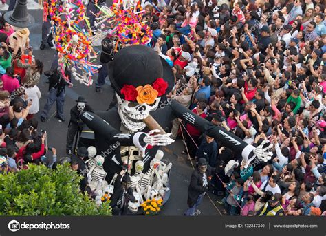 Day Of The Dead Parade In Mexico City Stock Editorial Photo