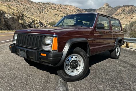 No Reserve 20k Mile 1987 Jeep Cherokee 2 Door 4x4 For Sale On Bat