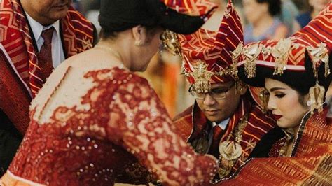 DAFTAR Lengkap Marga Batak Karo Dan 7 Tradisi Khas Pernikahannya