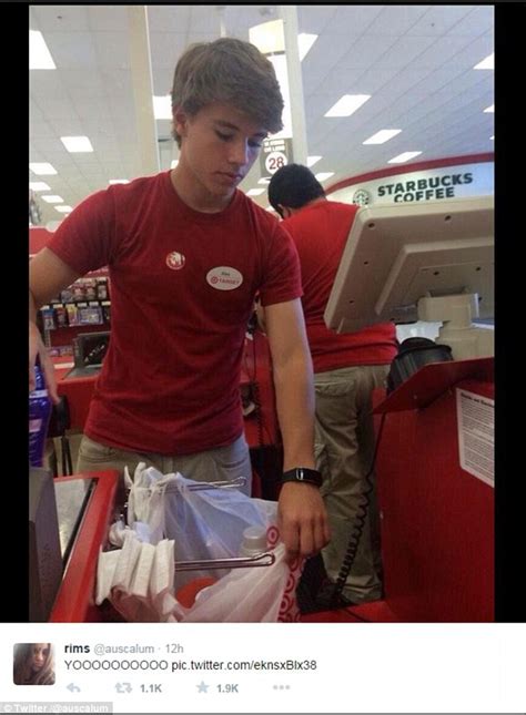 Alex From Target Goes Viral With Twitter Picture Of Store Worker Daily Mail Online