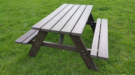 We serve the educational, health care, government, retail and industrial sectors. Heavy duty recycled composite picnic benches