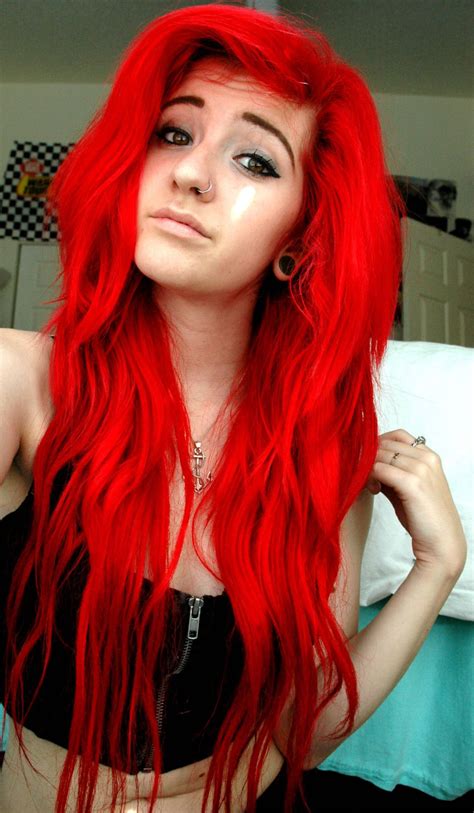 Bright Red Dyed Hair Bright Red Hair Color Edgy Hair Color Hair Color Crazy Color Red Dread
