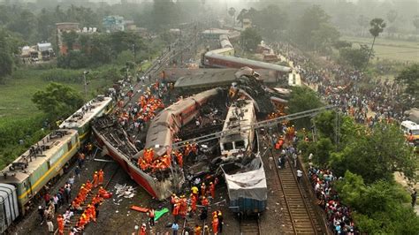 india train crash investigation into deadly rail disaster begins as services resume world