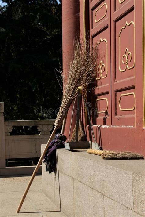 100 Broom Leaning Against Wall Photos Free And Royalty Free Stock