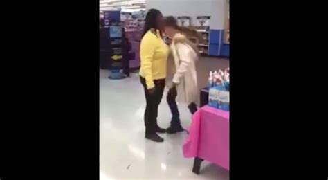 She Set It Off Texas Woman Headbutts A Walmart Employee And Gets Taken Down