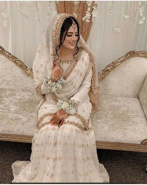 Nikkah Nikah Gharara Outfit White N Antique Gold Pakistani Bride Wedding Salwar Kameez In