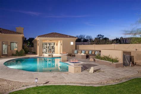 3 bedroom home for sale with private pool in desert ridge. Brady Bunch? Large homes for sale in Arizona