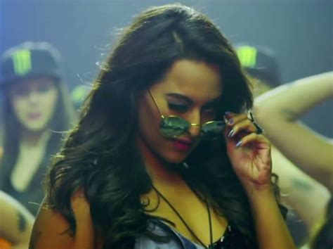 Tevar Song Lets Celebrate Teaser Arjun Kapoor Sonakshi Sinha And Imran Khan All Set To Roll