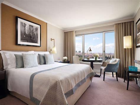 Deluxe Panoramic View Room Luxury Hotel Suites Lisbon Corinthia