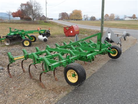 John Deere 960 Field Cultivator For Sale In Armstrong Bc Ironsearch
