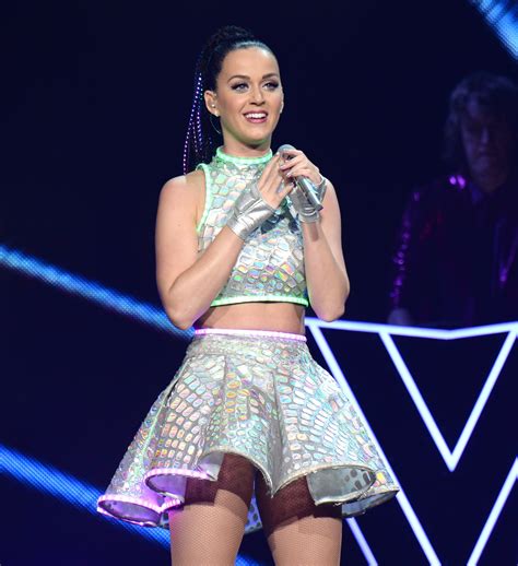 Katy Perry Performing At Super Bowl XLIX Halftime Show POPSUGAR Celebrity