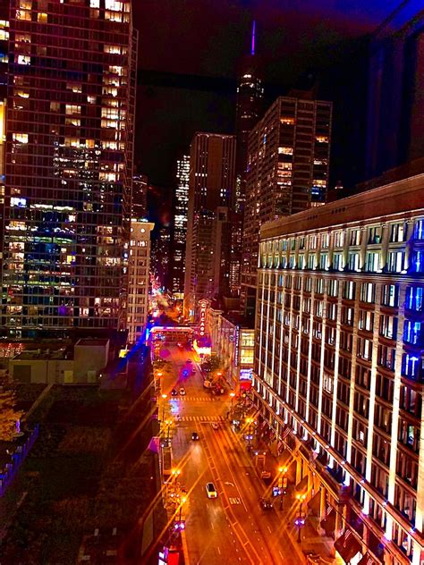 🌆downtown Chicago At Night🚕 In 2022 Chicago At Night Downtown
