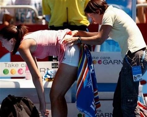 Tennis Players Oops Moments Pics Photos Images Gallery Sports