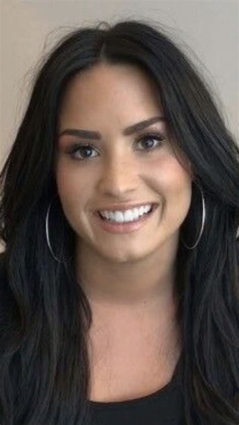 Demi Is Absolutely Freaking Gorgeous Demi Lovato Perfect Smile Teeth Lovato