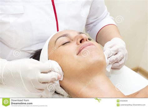 Process Of Massage And Facials Stock Image Image Of Healing Cosmetic 84528029