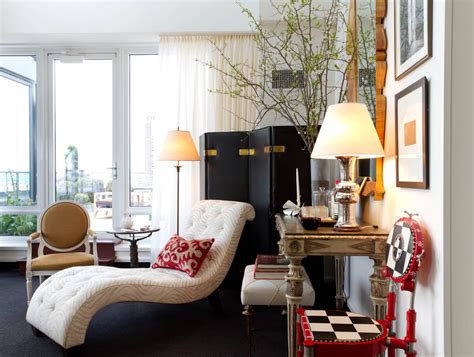 20 Classy Living Room Designs With Chaise Lounges