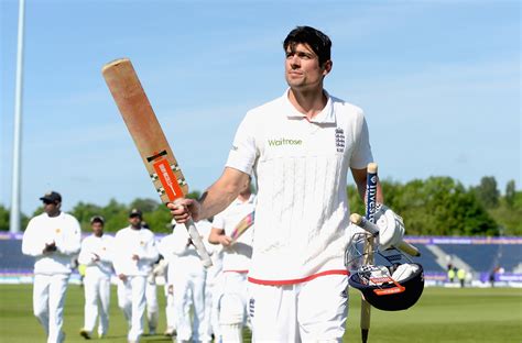 watch england s alastair cook breaks test batting record