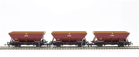 Hornby R6885 Pack Of Three Hea Coal Hopper Wagons In Ews Maroon