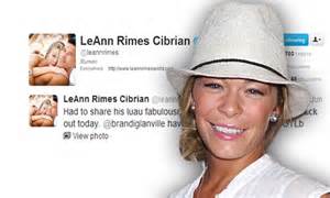 Leann Rimes Reads Up On How To Bond With That Nasty Ex Wife