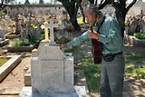 Javier López Díaz es visitado en su tumba a un año de su muerte ...