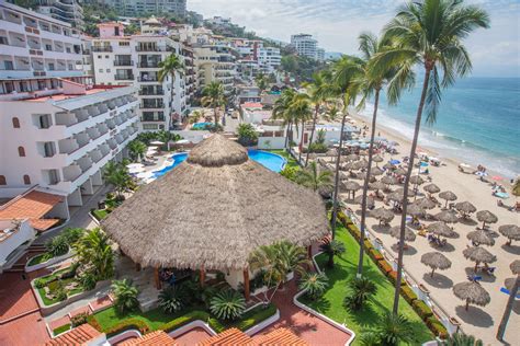 Having reached critical mass, puerto vallarta's hotel scene is more about upgrading than building new properties. Hotel Tropicana - Puerto Vallarta | Transat
