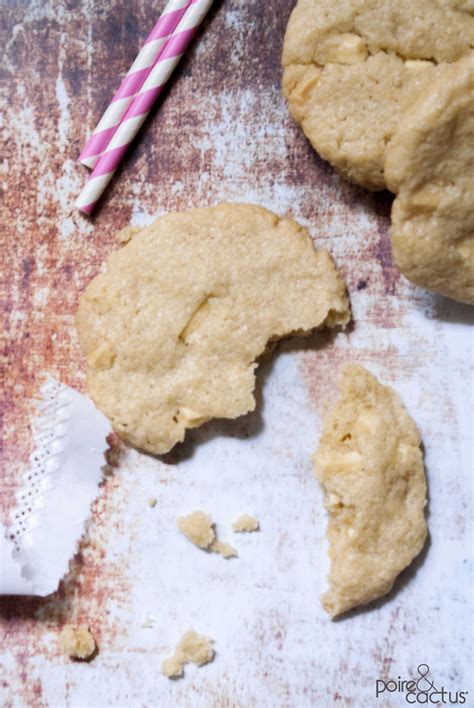 Cookies à la noix de coco et pépites de chocolat blanc by Laura Todd
