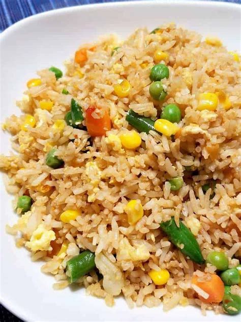 Chinese Egg Fried Rice With Vegetables Chinese Egg Fried Rice Fried Rice Vegetable Rice