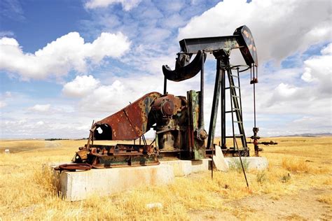 Kansas Struggles With Record High 22000 Abandoned Oil And Gas Wells