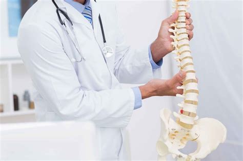 How A Spine Doctor Houston Can Help You