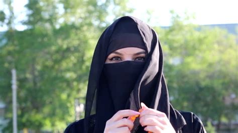 Niqab Stock Videos And Royalty Free Footage Istock
