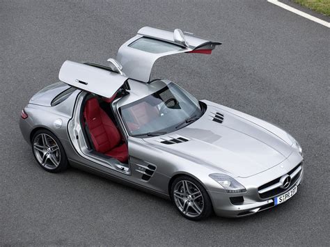 The 2012 sls amg roadster will make its u.s. AUTOMOTIVE PICTURE: MERCEDES BENZ SLS AMG (2011)