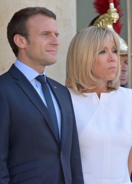 Le Président De La République Française Emmanuel Macron Et Sa Femme La