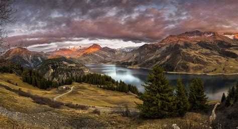 Early Autumn In The Alps Beautiful Nature Mountain Lake Landscape