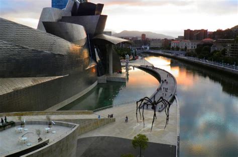 Museo Guggenheim Bilbao Lonely Planet
