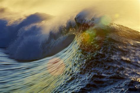 1st Light Wave Aquabumps 01q7641 Waves Light Wave Surfers Paradise