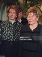Naina Jelzina , die Frau des russischen Präsidenten Boris Jelzin, und ...