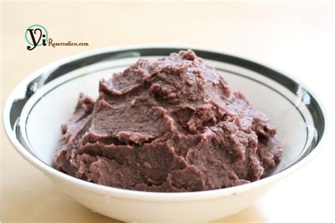 Making the paste at home is quite simple, and the process involves boiling the beans until soft, and then cooking them with sugar to sweeten the paste. Homemade Sweet Red Bean Paste (Azuki Bean Paste) | 紅豆沙 ...