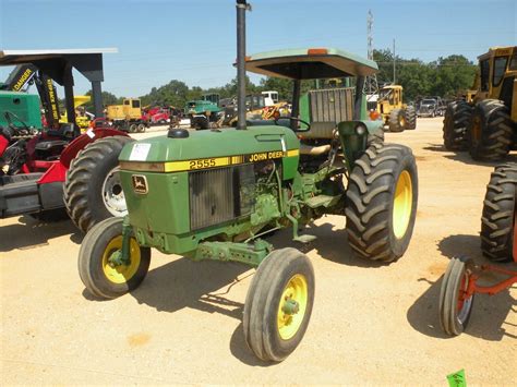 John Deere 2555 Farm Tractor Jm Wood Auction Company Inc