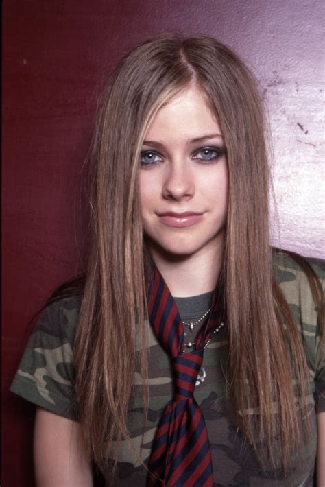 female singers avril lavigne pictures gallery 25